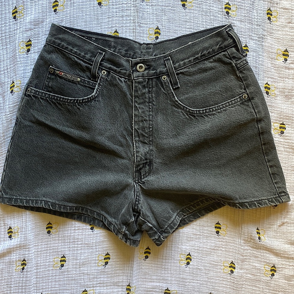 31 Hollywood Vintage Shorts